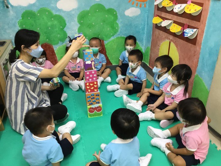 2022.9 開學快樂照(D組)