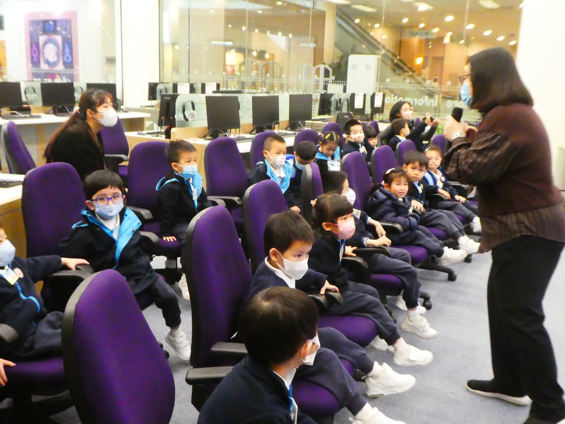 2024.3 低班參觀香港中央圖書館