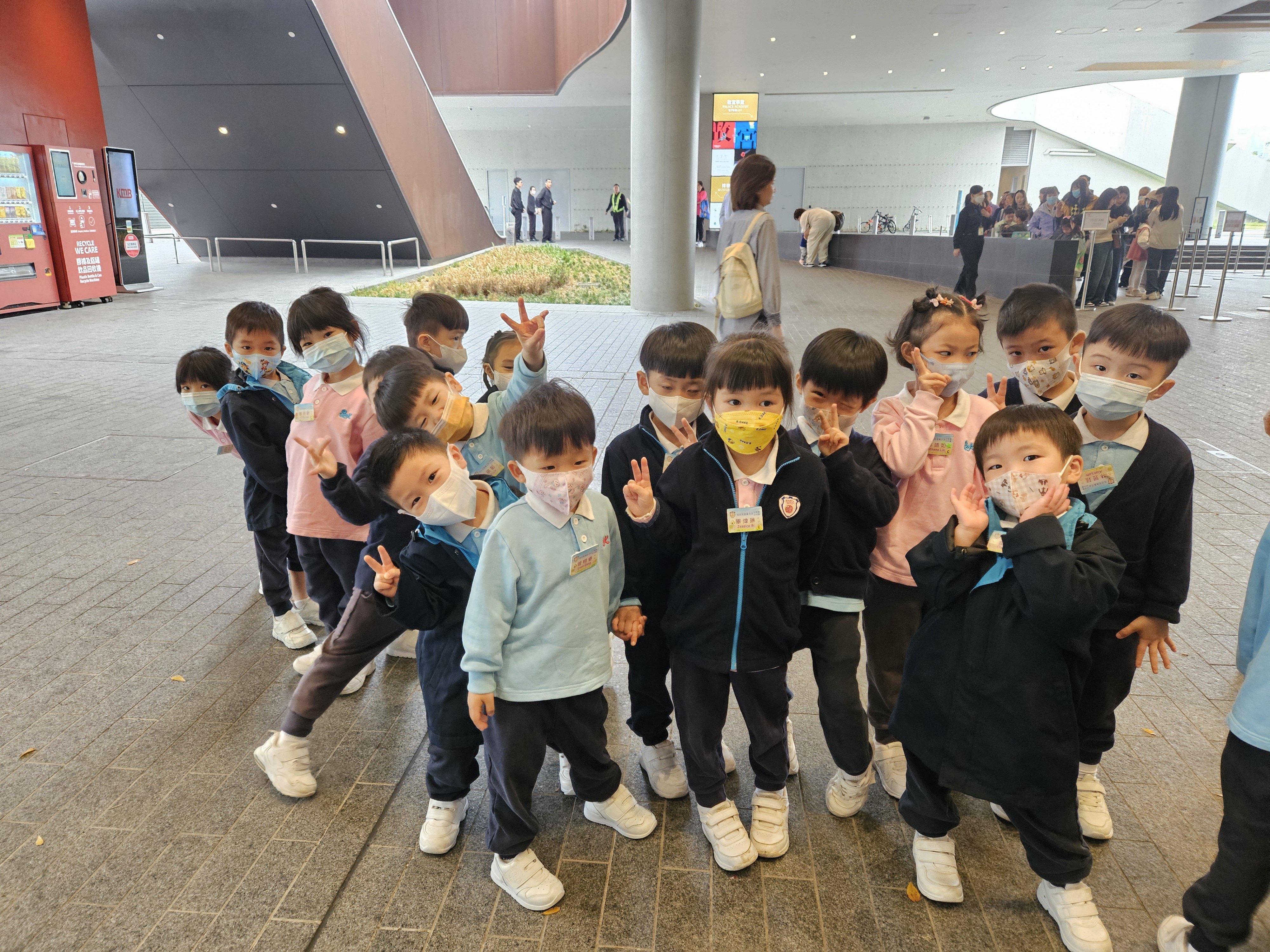 低班參觀故宮文化博物館