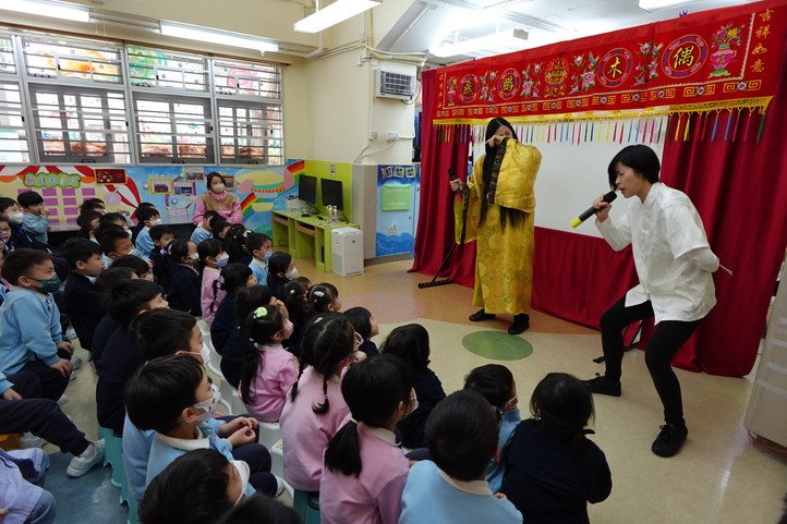 2025.2 低高班「親親皮影戲」