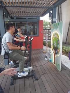 Members of the public can try on the Kinetic Bike for aerobic exercise and understand the theory of power generation through kinetic energy