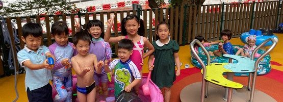 朱李月华幼稚园暨幼儿园 - 相簿 (28.08.2025 A组嬉水活动)