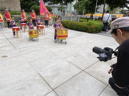 Filming in Sung Wong Toi Garden