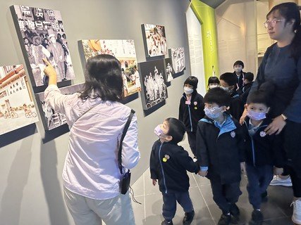 Visit the Hong Kong Heritage Museum
