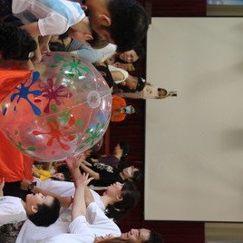 一齊合作運大波波，好開心啊!