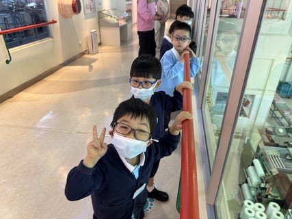 2024.10.24 Visit to Hong Kong Yakult Co Ltd.