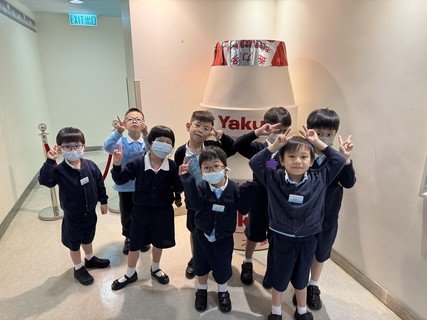 2024.10.24 Visit to Hong Kong Yakult Co Ltd.