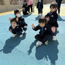 我哋合作做出不同的影子~