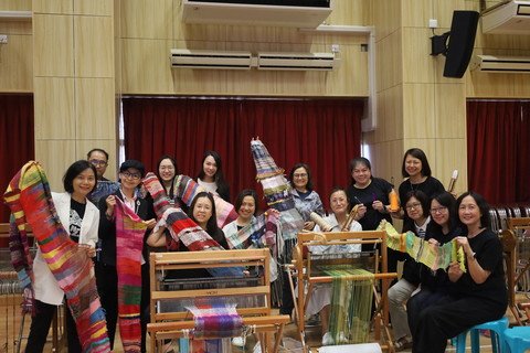保良局属下小学及幼稚园举办多场「编织幸福感工作坊」，吸引超过600名师生与家长参与。