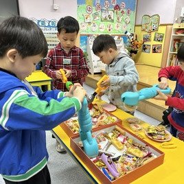 夾子夾到好多禮物啊！