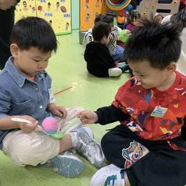 要用匙羹接住個波波啊！