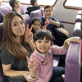 今日我同婆婆、媽咪、家姐一齊搭船~