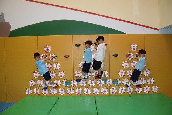 我們模擬搶包山。