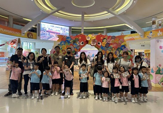 1，2，3，大合影YEAH!