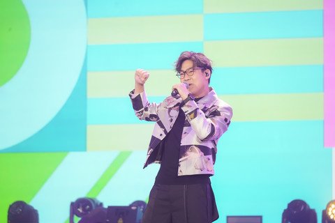 歌手古淖文、譚輝智及羅啟豪傾力演出，為慈善不遺餘力。