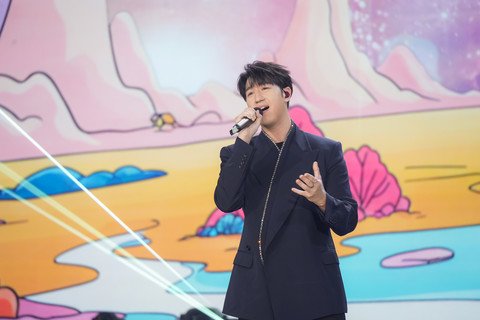 歌手馮允謙獻唱《會再見的》及《吉卜力》。