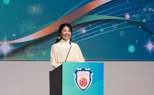 保良局乙巳年主席何芷韻太平紳士於晚會上致歡迎辭，衷心感激各位嘉賓及社會各界於過去一年對保良局的鼎力支持。