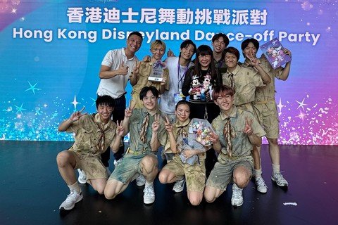 保良局主席谭毓桢博士积极推动社会各项服务，致力培育新一代发展潜能，为他们提供平台一展所长。